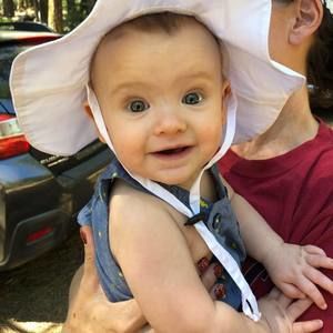 Meet your Posher, Carrie